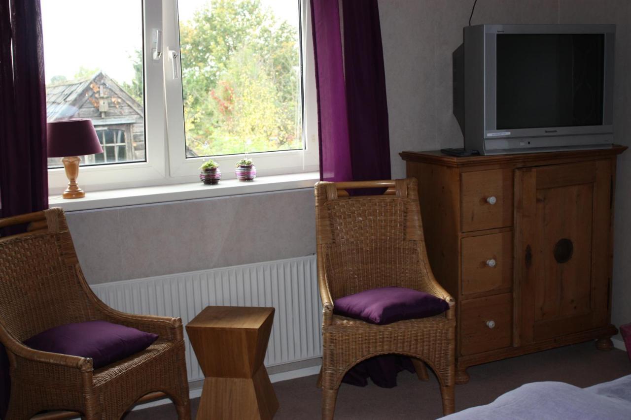 Bed & Breakfast 'Aan De Ijssel' Zwolle  Rom bilde